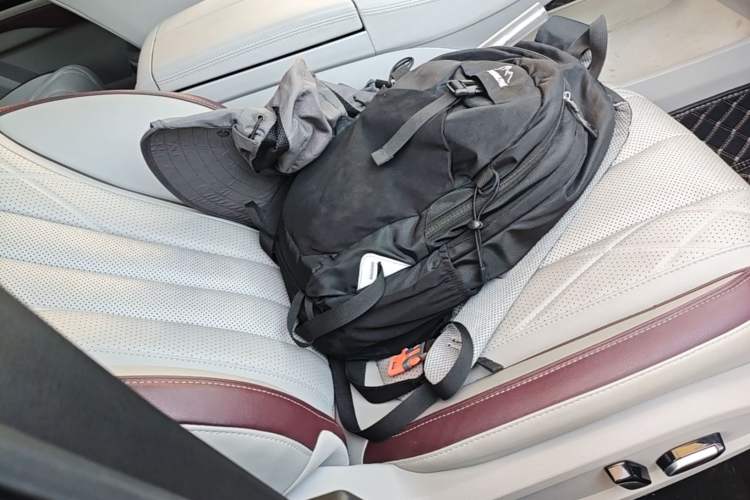 Used Ford Equator 2021 EcoBoost 225 Titanium 6-Seater Right Front Seat