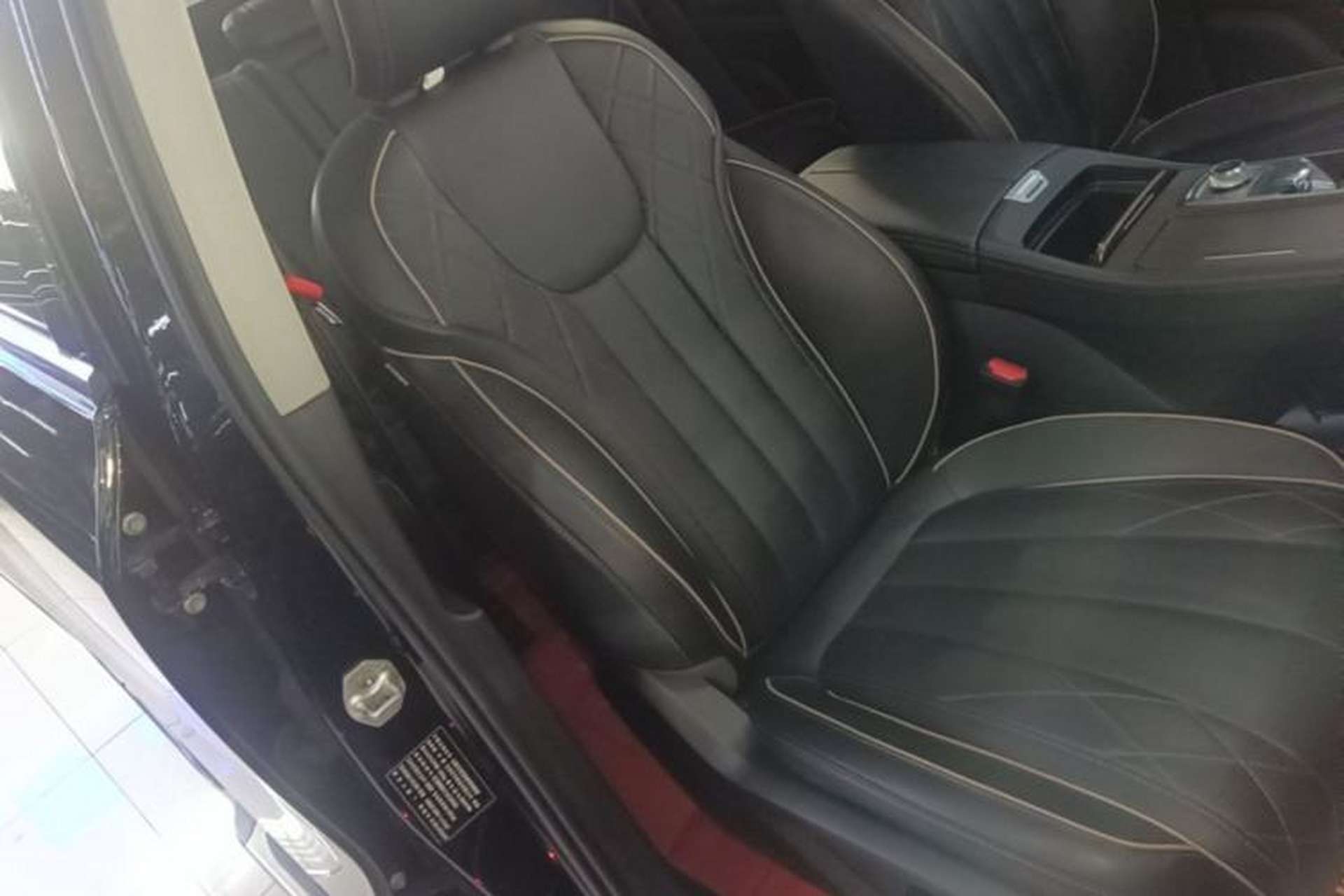 Used Ford Equator 2021 EcoBoost 225 Premier 7-Seater Right Front Seat