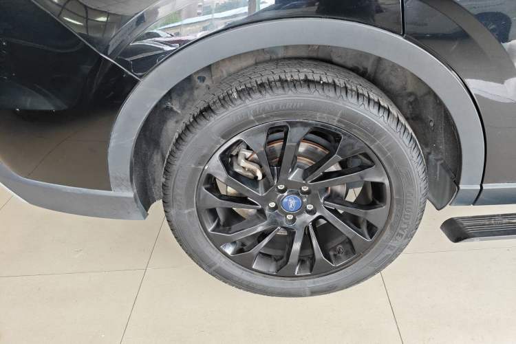 Used Ford Equator 2021 EcoBoost 225 Platinum Edition 7-Seater Right Rear Wheel Hub