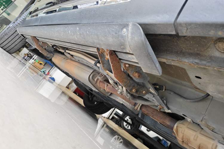 Used Ford Equator 2021 EcoBoost 225 Platinum Edition 7-Seater Right Side Sill