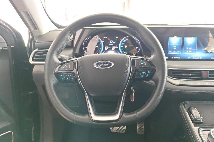 Used Ford Equator 2021 EcoBoost 225 Platinum Edition 7-Seater Steering Wheel
