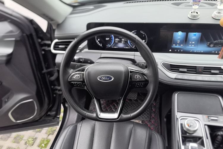 Used Ford Equator 2021 EcoBoost 225 Platinum Edition 6-seater Steering Wheel
