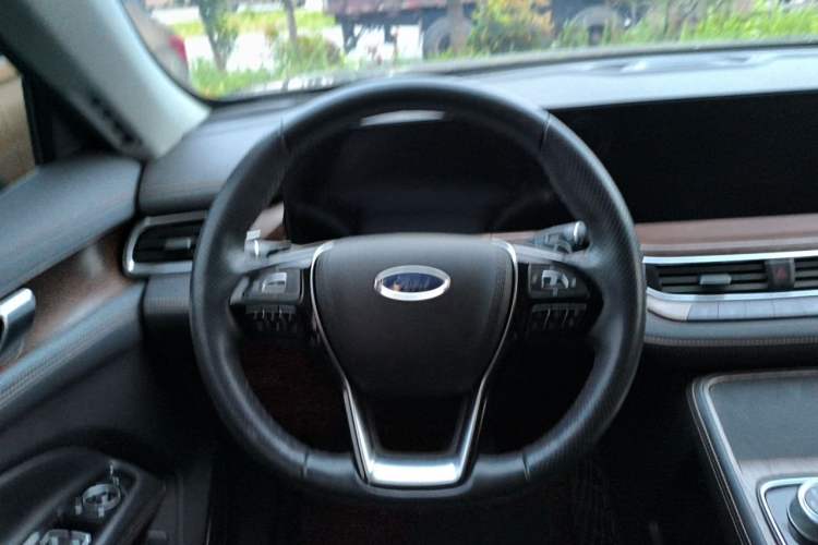 Used Ford Equator 2021 EcoBoost 225 Premier 7-Seater Steering Wheel