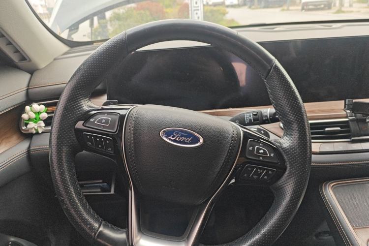 Used Ford Equator 2021 EcoBoost 225 Premier 7-Seater Steering Wheel