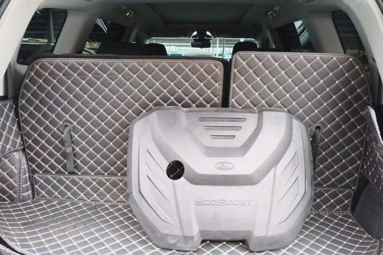 Used Ford Equator 2021 EcoBoost 225 Premier 6-Seater Trunk
