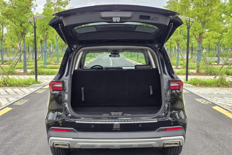 Used Ford Equator 2021 EcoBoost 225 Premier 6-Seater Trunk