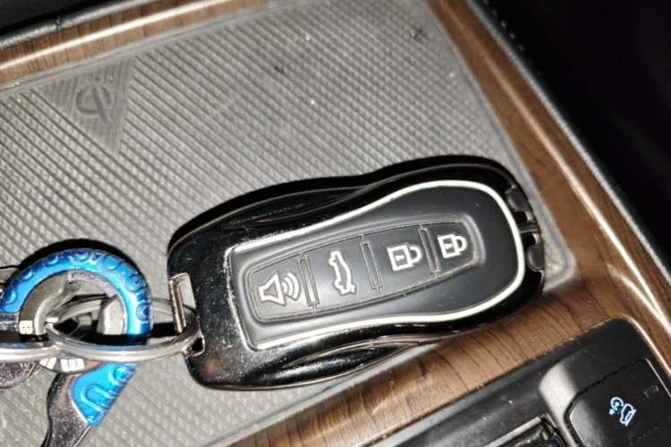 Used Ford Equator 2021 EcoBoost 225 Premier 6-Seater Vehicle Key