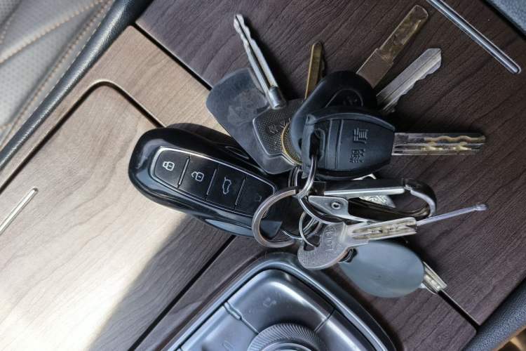 Used Ford Equator 2021 EcoBoost 225 Premier 7-Seater Vehicle Key