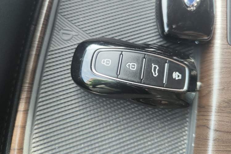 Used Ford Equator 2021 EcoBoost 225 Premier PLUS 6-Seater Vehicle Key