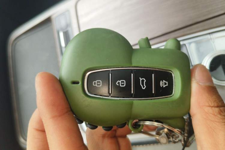 Used Ford Equator 2021 EcoBoost 225 Premier 6-Seater Vehicle Key