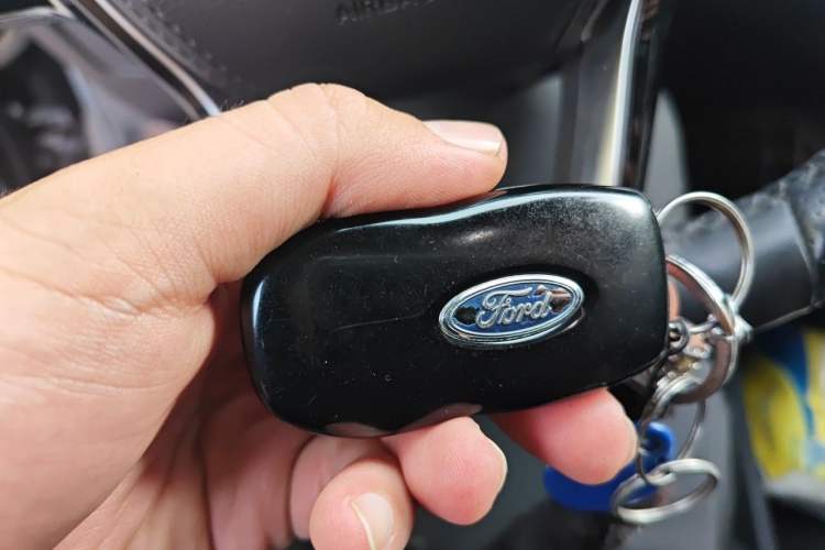 Used Ford Equator 2021 EcoBoost 225 Premier 6-Seater Vehicle Key
