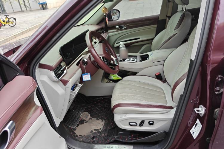 Used Ford Equator 2021 EcoBoost 225 Premier PLUS 6-Seater Left Front Seat
