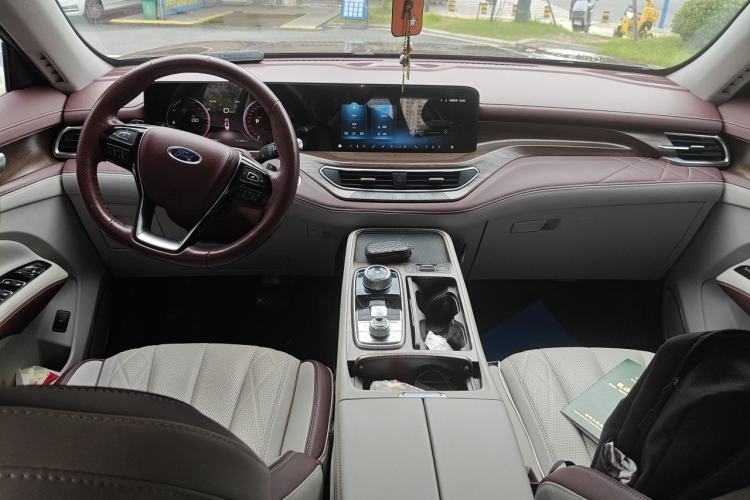 Used Ford Equator 2021 EcoBoost 225 Premier 6-Seater Center Console