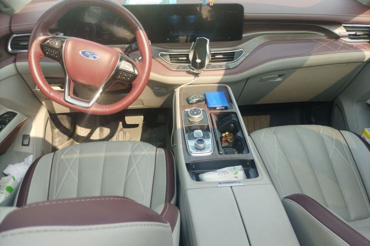 Used Ford Equator 2021 EcoBoost 225 Premier 6-Seater Center Console