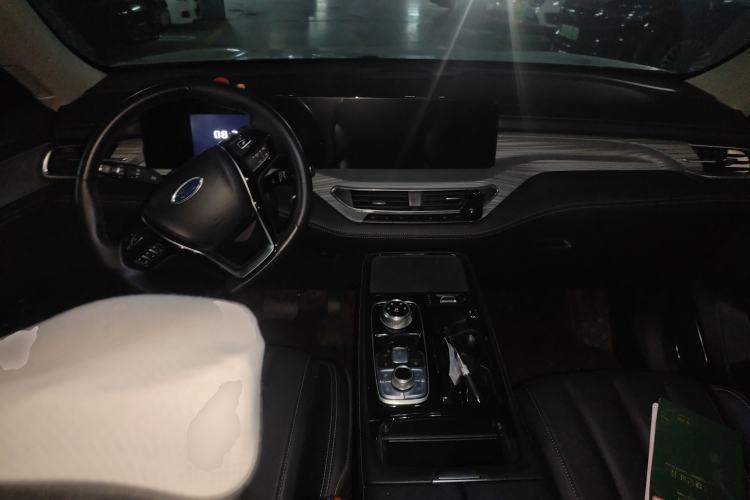 Used Ford Equator 2021 EcoBoost 225 Platinum Edition 6-seater Center Console