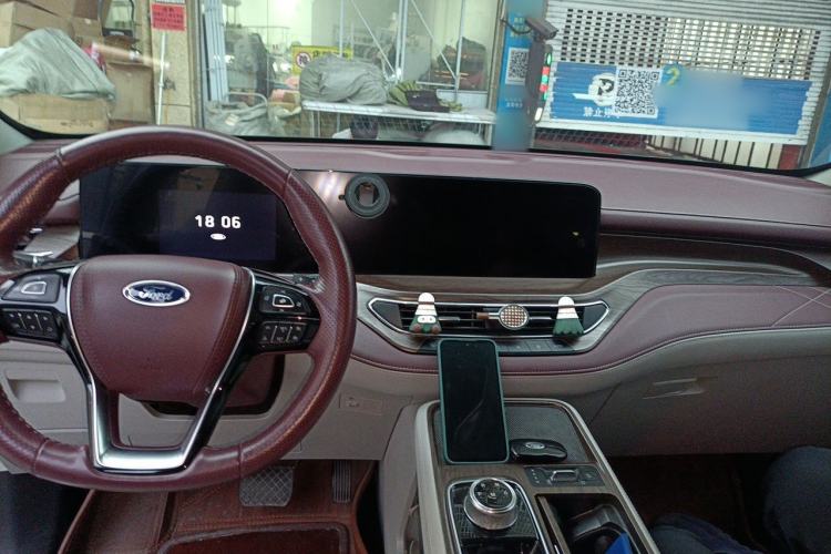 Used Ford Equator 2021 EcoBoost 225 Premier 6-Seater Center Console
