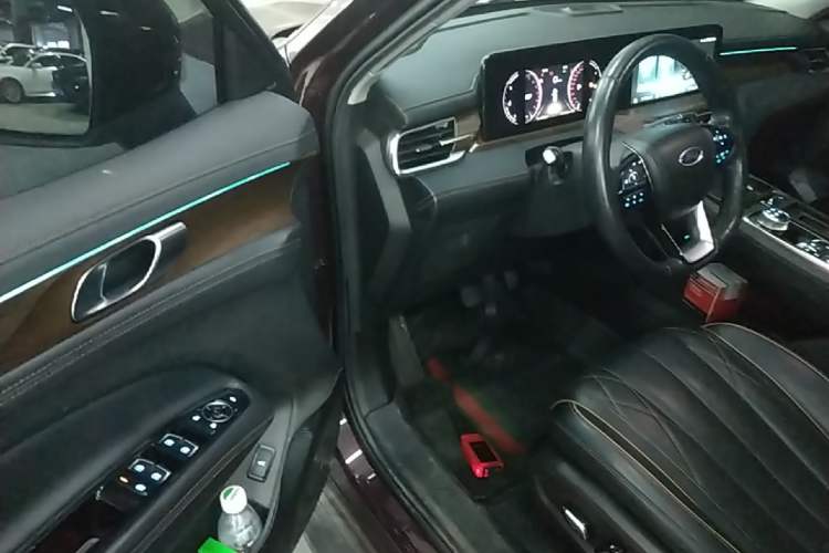 Used Ford Equator 2021 EcoBoost 225 Premier 7-Seater (2/2/3) Driver Seat