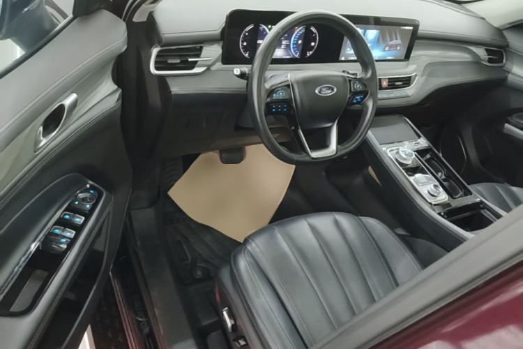 Used Ford Equator 2021 EcoBoost 225 Platinum Edition 6-seater Driver Seat