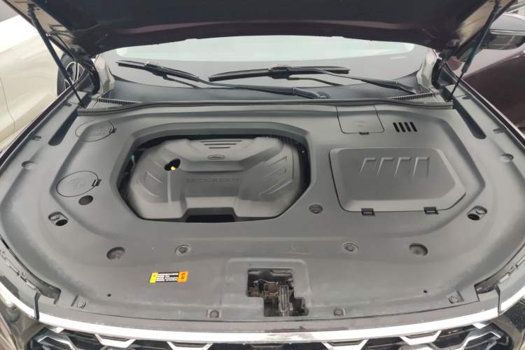 Used Ford Equator 2021 EcoBoost 225 Premier PLUS 7-Seater Engine Bay