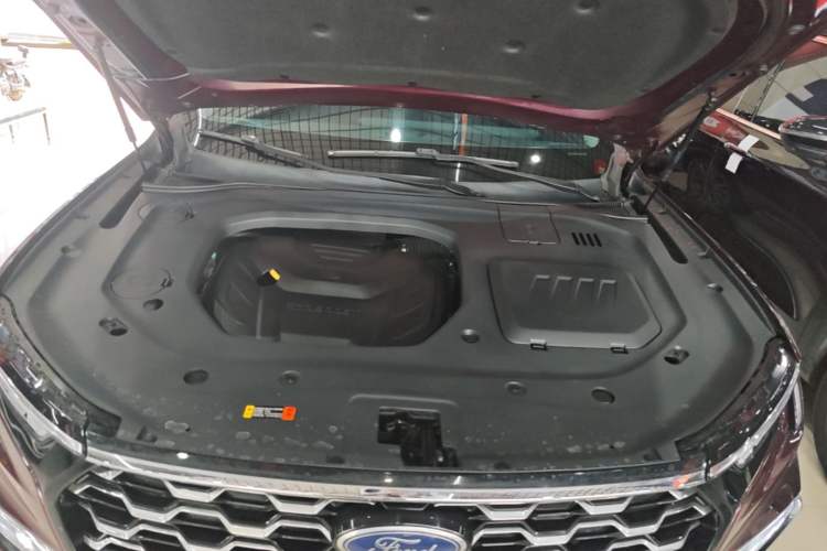 Used Ford Equator 2021 EcoBoost 225 Premier 6-Seater Engine Bay