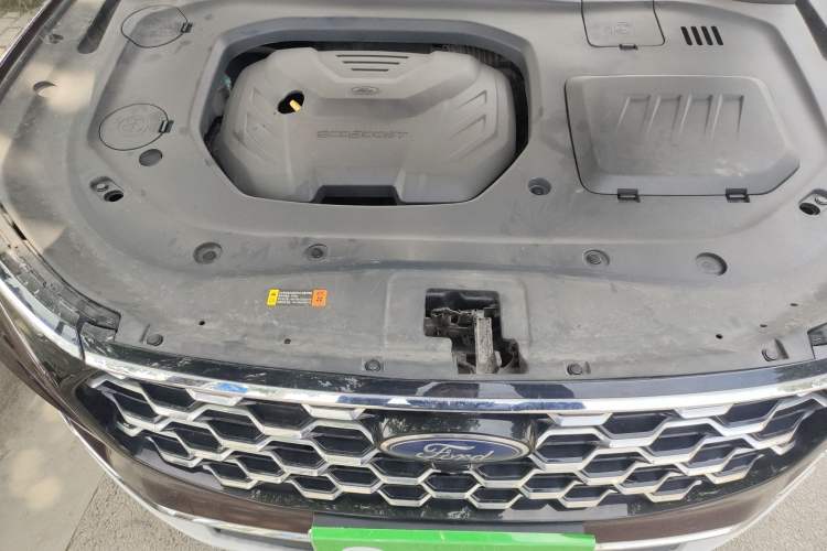 Used Ford Equator 2021 EcoBoost 225 Premier 6-Seater Engine Bay
