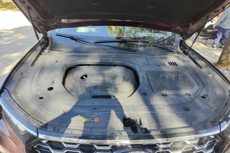 Used Ford Equator 2021 EcoBoost 225 Premier 7-Seater Engine Bay