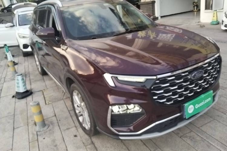 Used Ford Equator 2021 EcoBoost 225 Platinum Edition 6-seater Front Right 45 Deg