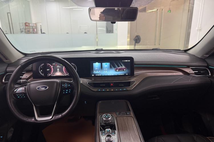 Used Ford Equator 2021 EcoBoost 225 Premier 7-Seater (2/2/3) Interior 2