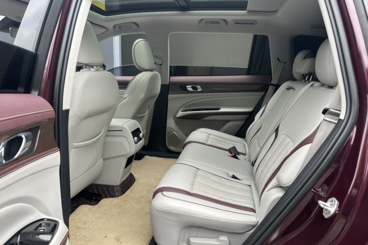 Used Ford Equator 2021 EcoBoost 225 Premier PLUS 7-Seater Interior 2