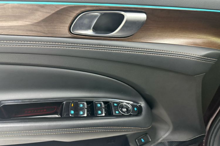 Used Ford Equator 2021 EcoBoost 225 Premier 7-Seater (2/2/3) Interior 3