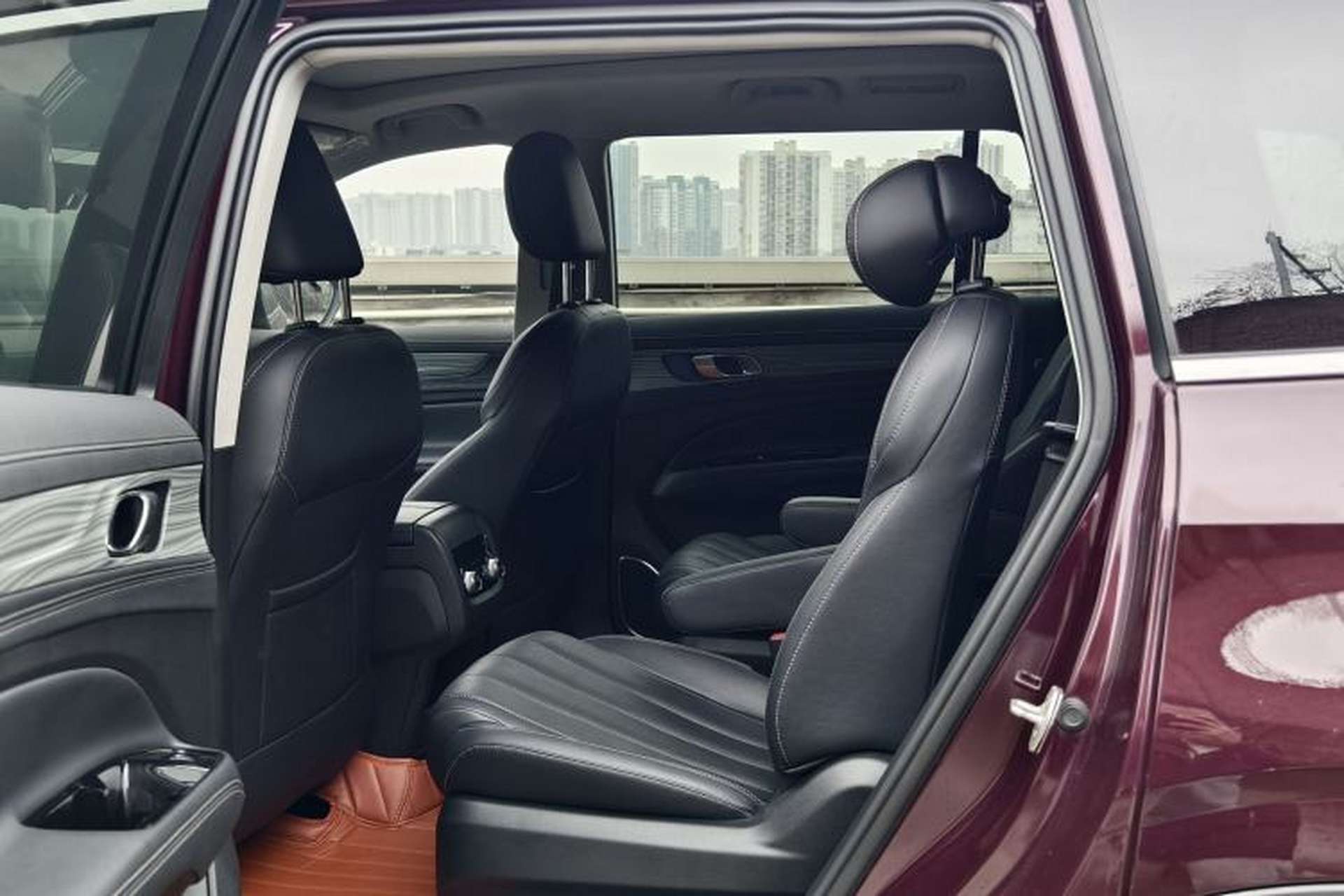 Used Ford Equator 2021 EcoBoost 225 Platinum Edition 6-seater Interior 3