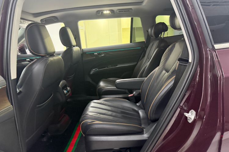 Used Ford Equator 2021 EcoBoost 225 Premier 7-Seater (2/2/3) Interior 5