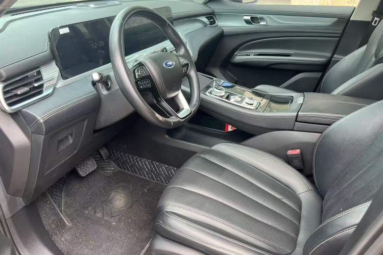 Used Ford Equator 2021 EcoBoost 225 Platinum Edition 6-seater Interior 6