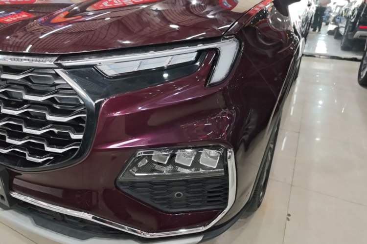 Used Ford Equator 2021 EcoBoost 225 Premier 6-Seater Left Front Headlight