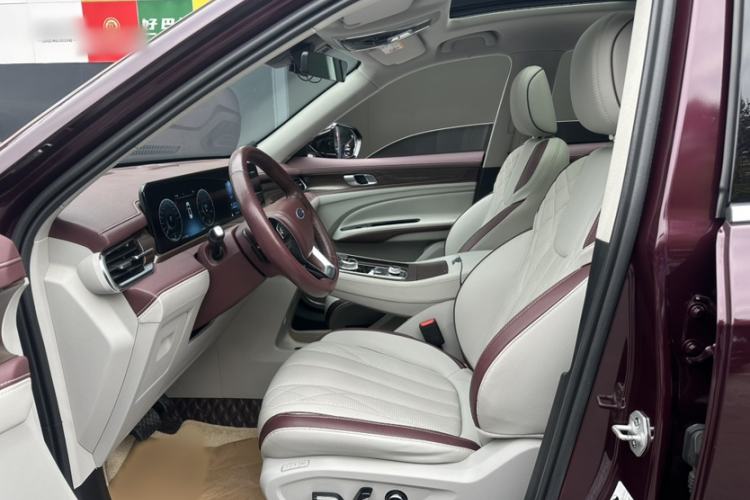 Used Ford Equator 2021 EcoBoost 225 Premier PLUS 7-Seater Left Front Seat