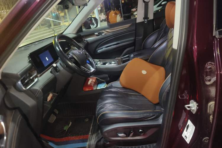 Used Ford Equator 2021 EcoBoost 225 Premier 6-Seater Left Front Seat