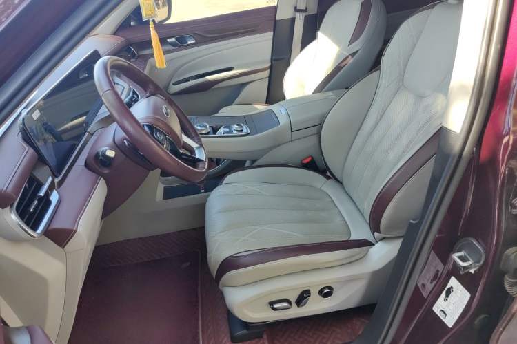 Used Ford Equator 2021 EcoBoost 225 Premier 7-Seater Left Front Seat