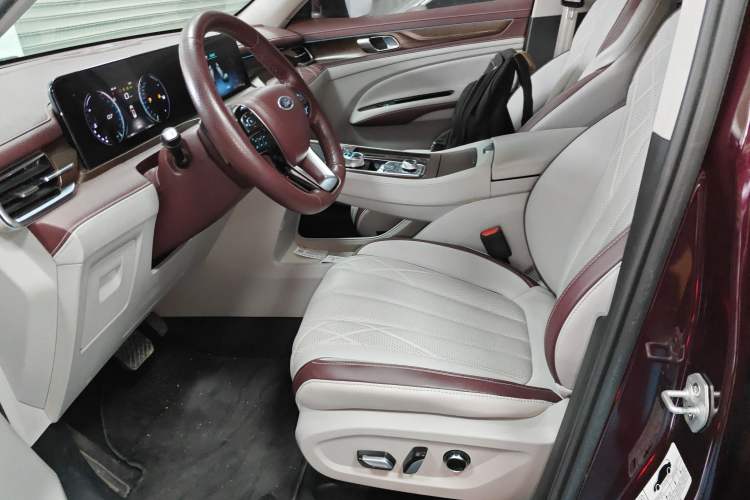 Used Ford Equator 2021 EcoBoost 225 Premier 7-Seater Left Front Seat