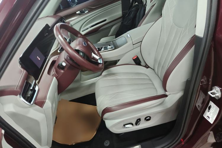 Used Ford Equator 2021 EcoBoost 225 Premier 6-Seater Left Front Seat