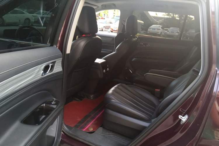 Used Ford Equator 2021 EcoBoost 225 Platinum Edition 6-seater Left Rear Seat