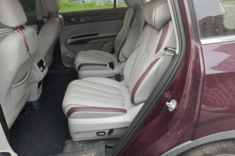 Used Ford Equator 2021 EcoBoost 225 Premier 6-Seater Left Rear Seat