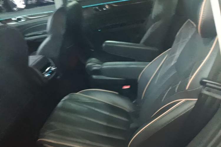 Used Ford Equator 2021 EcoBoost 225 Premier 7-Seater Left Rear Seat