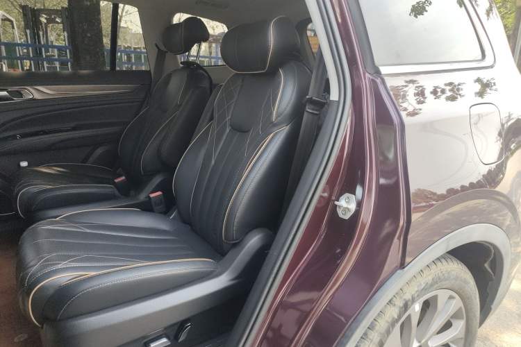 Used Ford Equator 2021 EcoBoost 225 Premier 6-Seater Left Rear Seat