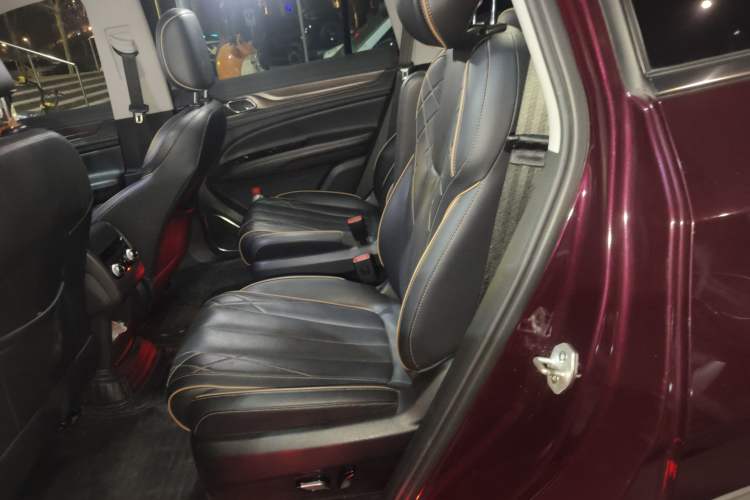 Used Ford Equator 2021 EcoBoost 225 Premier 6-Seater Left Rear Seat
