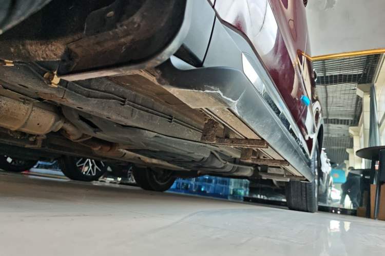 Used Ford Equator 2021 EcoBoost 225 Premier 7-Seater (2/2/3) Left Side Sill