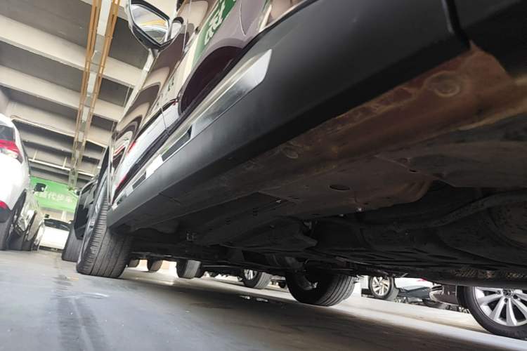 Used Ford Equator 2021 EcoBoost 225 Premier 6-Seater Left Side Sill