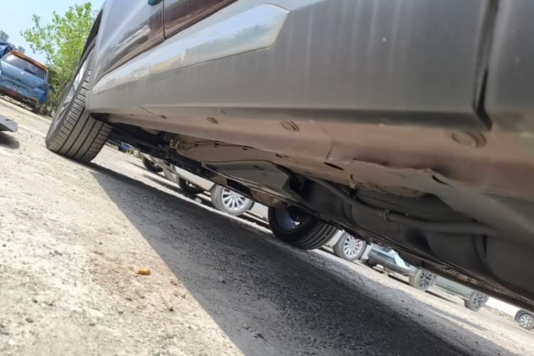 Used Ford Equator 2021 EcoBoost 225 Premier 6-Seater Left Side Sill