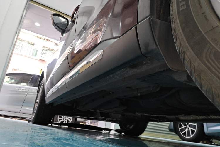 Used Ford Equator 2021 EcoBoost 225 Premier 7-Seater Left Side Sill