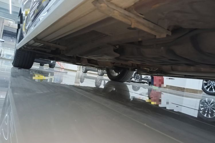 Used Ford Equator 2021 EcoBoost 225 Platinum Edition 6-seater Left Side Sill