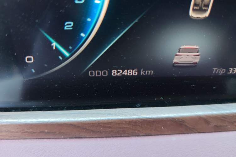 Used Ford Equator 2021 EcoBoost 225 Premier PLUS 7-Seater Odometer Close Up